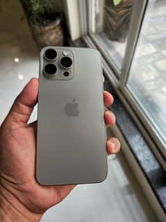 iPhone 15 Pro Max 512 GB, In Apple Warranty, SIM TIME AVAILABLE