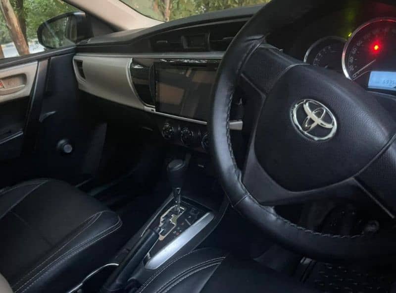 Toyota Corolla XLI 2015 automatic transmission 2