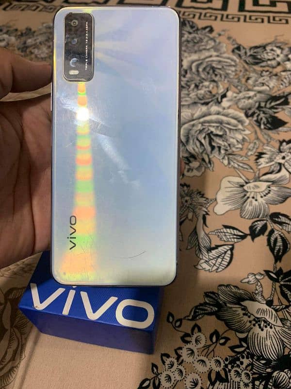 vivo y20 GB 4/64 battery 5000mah duel sim pta approved with box 1