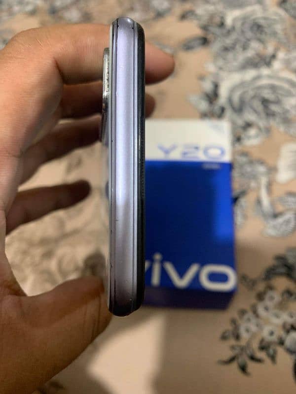 vivo y20 GB 4/64 battery 5000mah duel sim pta approved with box 5