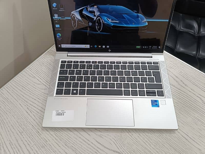 Hp elitebook 830 g8 core i7 11th gen quadcore 12mb cache  13.3" 1080p 2