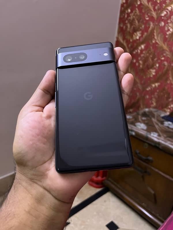 Google Pixel 7 US variant 10/10 waterpack 8/128 4 month sim time 0