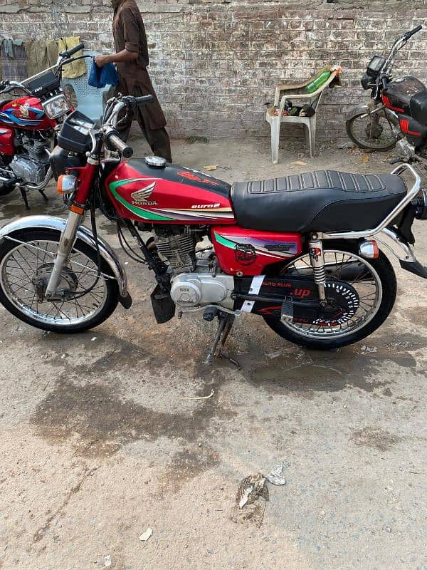 Honda 125 2013 1