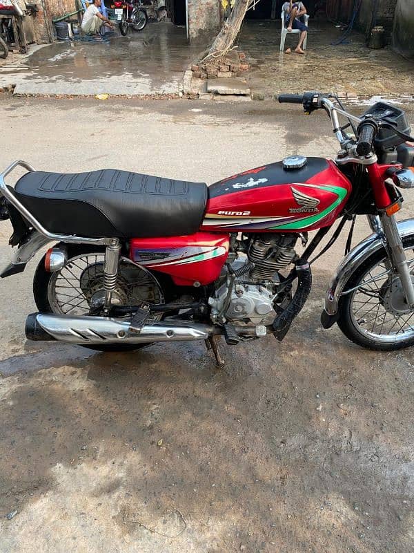 Honda 125 2013 3