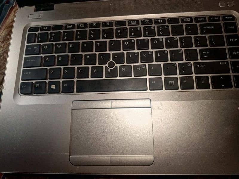 hp EliteBook laptop 0