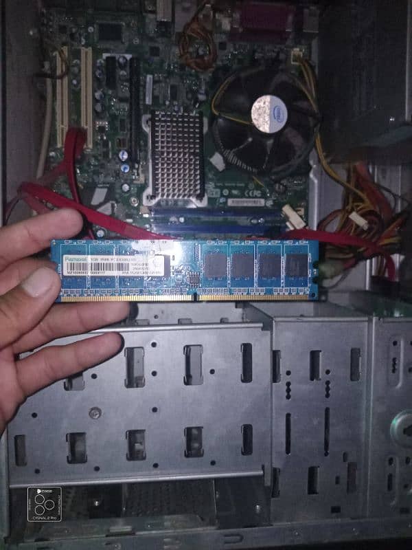 PC 1GB RAM 1