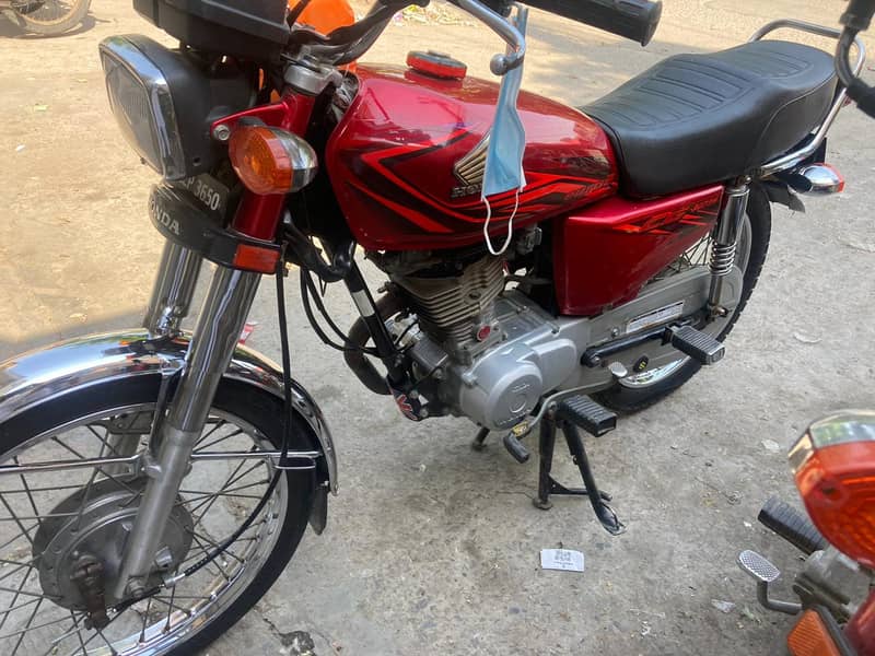 Honda CG 125 2019 3