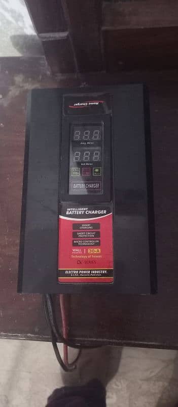 12 volt DC charger new condition company home charger 1