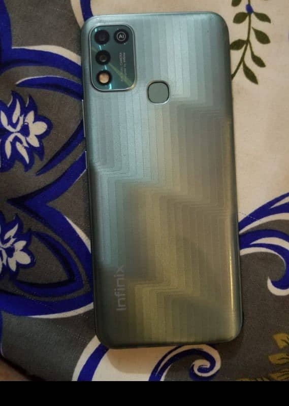 urgent sale hot 11 Infinix mobile 1