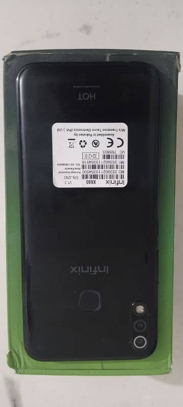 Infinix Hot 8 lite (2-32) 10/10 with box 3