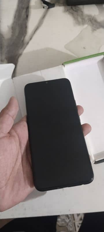 Infinix Hot 8 lite (2-32) 10/10 with box 5