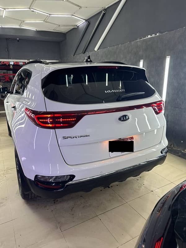 KIA Sportage 2021 1