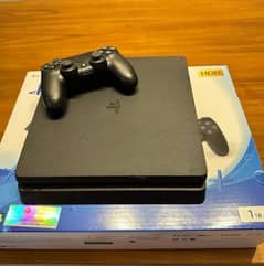 Playstation 4 Slim / 500GB