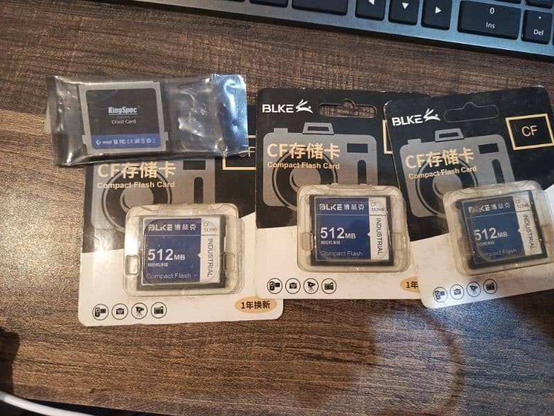 compact flash memory cards 0