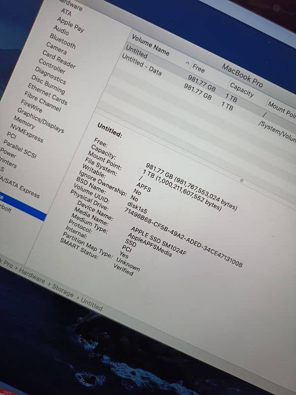 Macbook 2013 pro late i7 Quadcore 15.4 2k plus Retina Display 1TB SSD 15