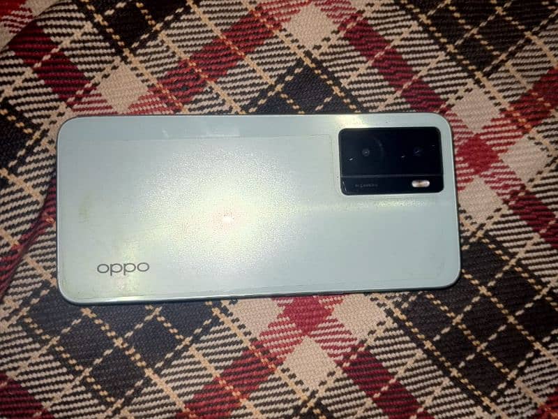 oppo A57 8/256 1