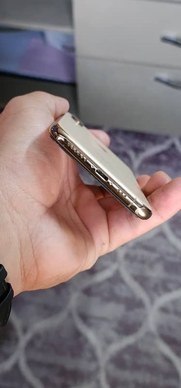 iphone xs 256 gb pta approved 1