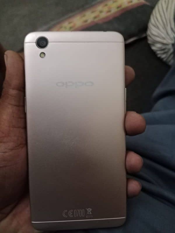 oppo A37 with originol box and Originol charger 1