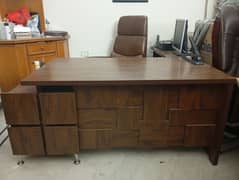 Office table and side table