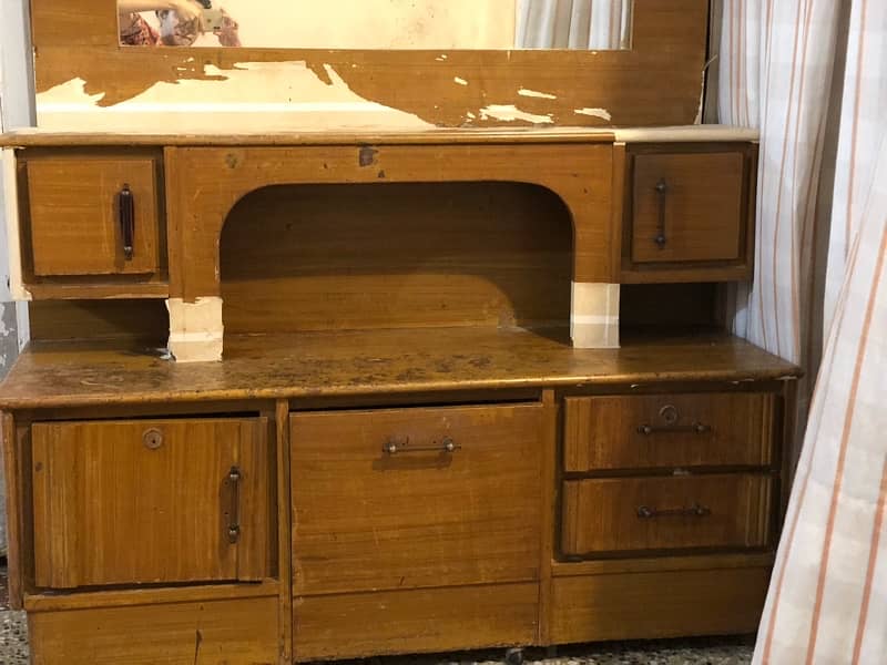 wooden dressing table 1