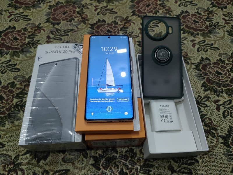 Tecno Spark 20 pro plus 0