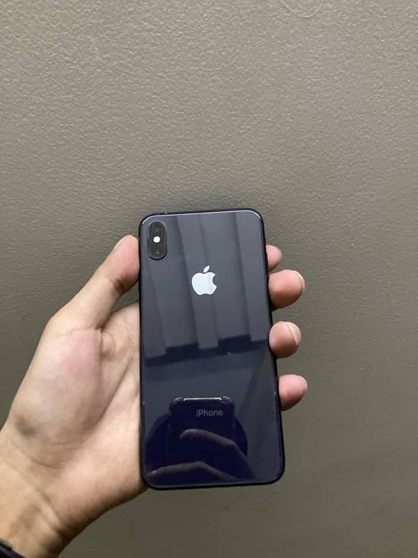 iPhone XS Max 9