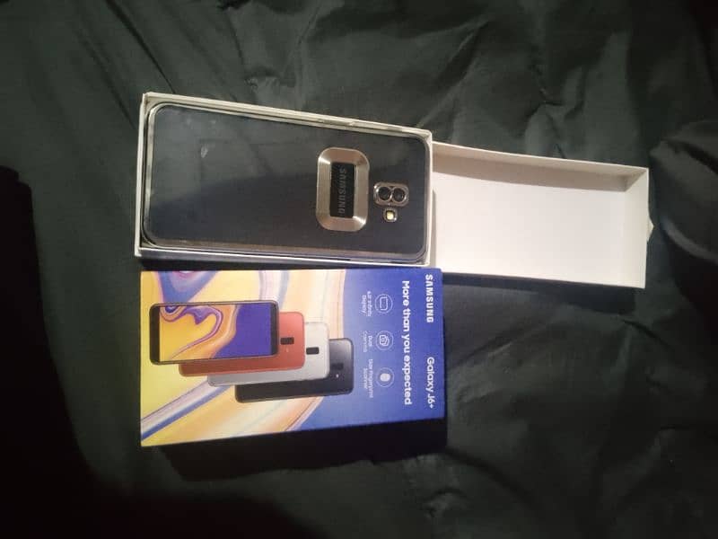 Samsung j6÷ 12