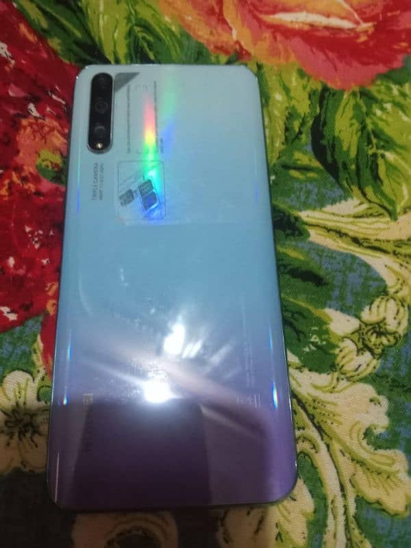 Huawei y8p 6/128 0