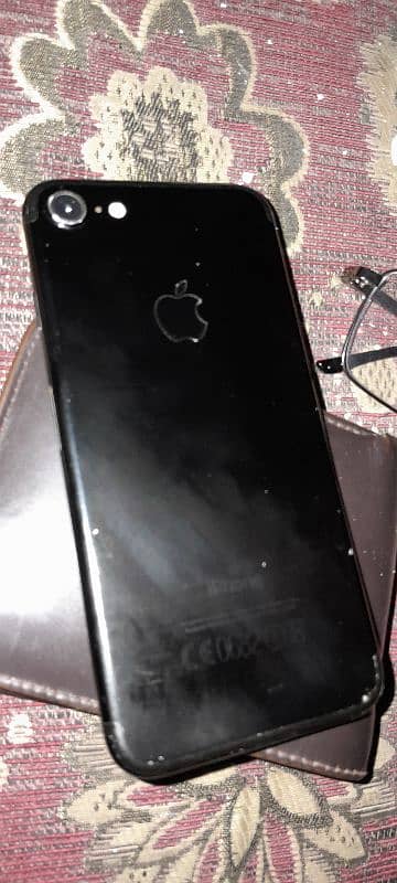 iphone 7.256 Gb 2