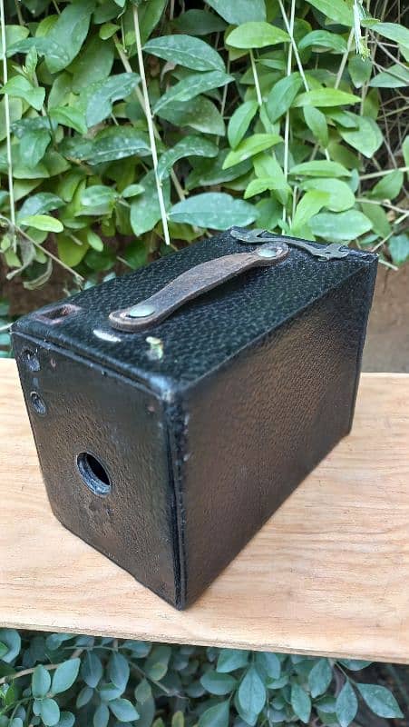 vintage box camera 0