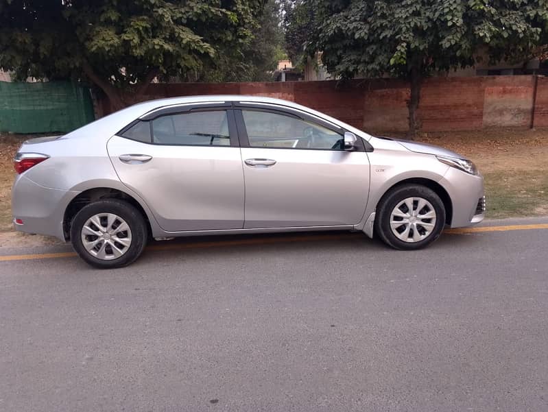 Toyota Corolla GLI 2017 1.3 VVTi 2018 4