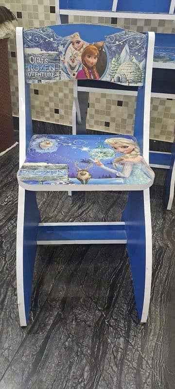 kids study table with chair 1