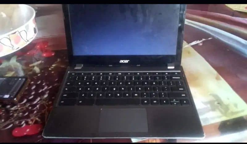 Acer C740 3