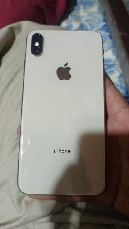 iPhone xs max non pta 512 GB conditions 10/10 batry health 81 hai 6