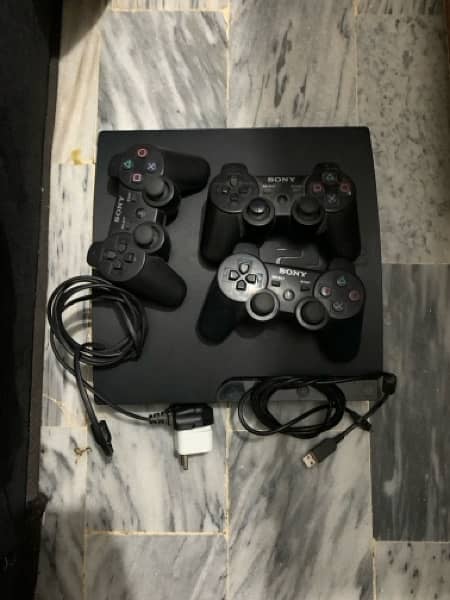 ps 3 jailbreak 8 premium cds and 3 controlers 0