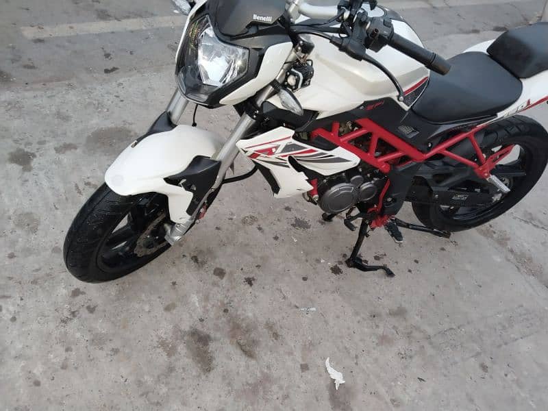 Benelli TNT 150i 2022 model Panjab number lush condition 3