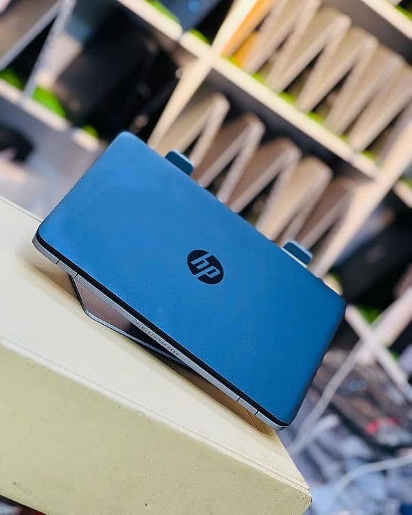 Hp UltraSlim Core i5 5th Generation 8GB Ram / 128GB SSD 3