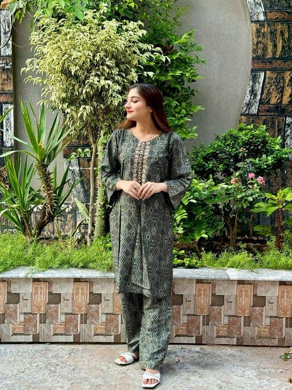 2 Pc's Women's Stitched Linen Printed Shirt And Trouser 4