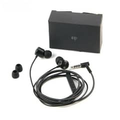 LG Quadbeats 3 Boom Sound Handsfree Premium in-ear Earphones Handfree