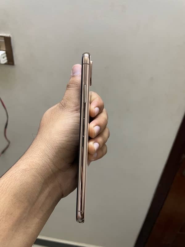 Iphone Xs max pta approved 5