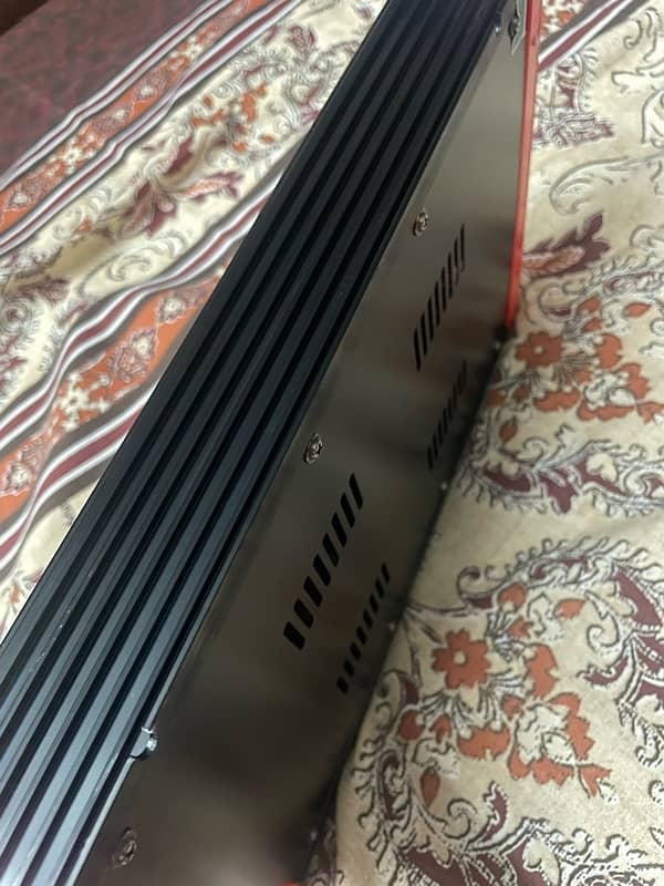 ADS 855 4 Channel Amplifier 2500Watt 1