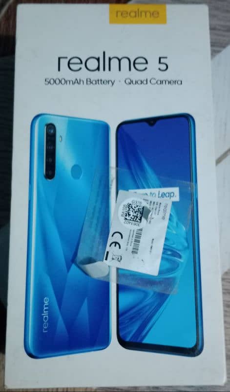 Realme 5 with box 2