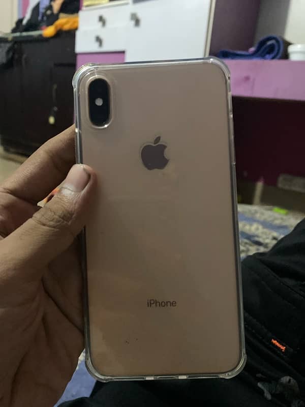 iPhone XS Max 1