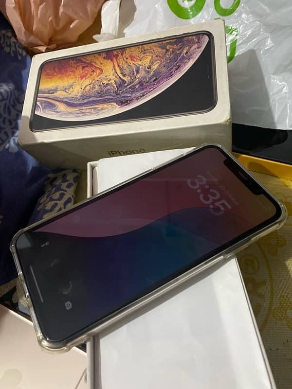 iPhone XS Max 3