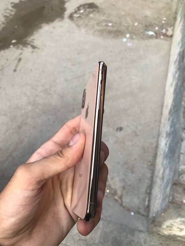 Iphone xs non pta lush condition 3