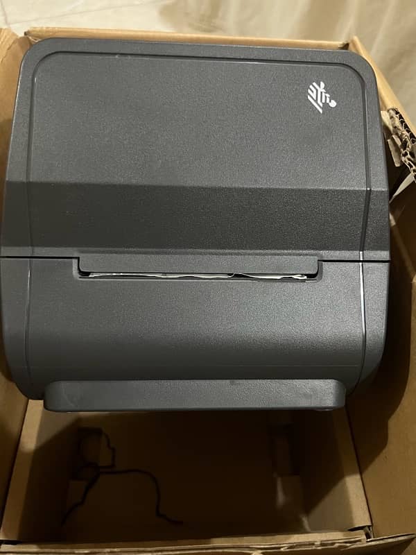 Zebra Bar Code Printer Model ZD220 4