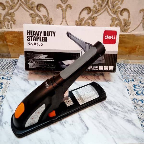 heavy duty stapler 3