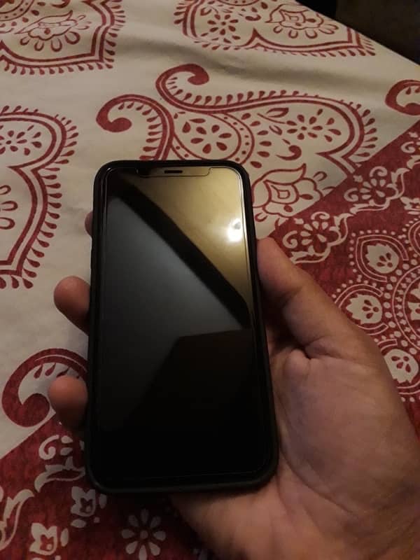 iPhone x 256gb with polo original back cover 0