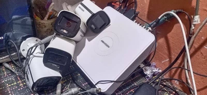 hikvision 8 chanel dvr and color cameras 1