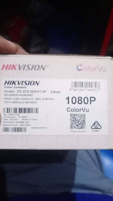 hikvision 8 chanel dvr and color cameras 3